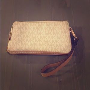 Michael Kors leather wristlet